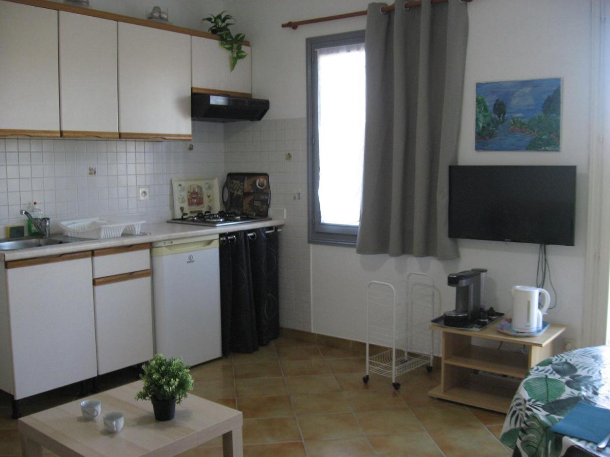 Lumineux Agreable T2 De 32M2 Apartment La Londe-les-Maures Exterior photo